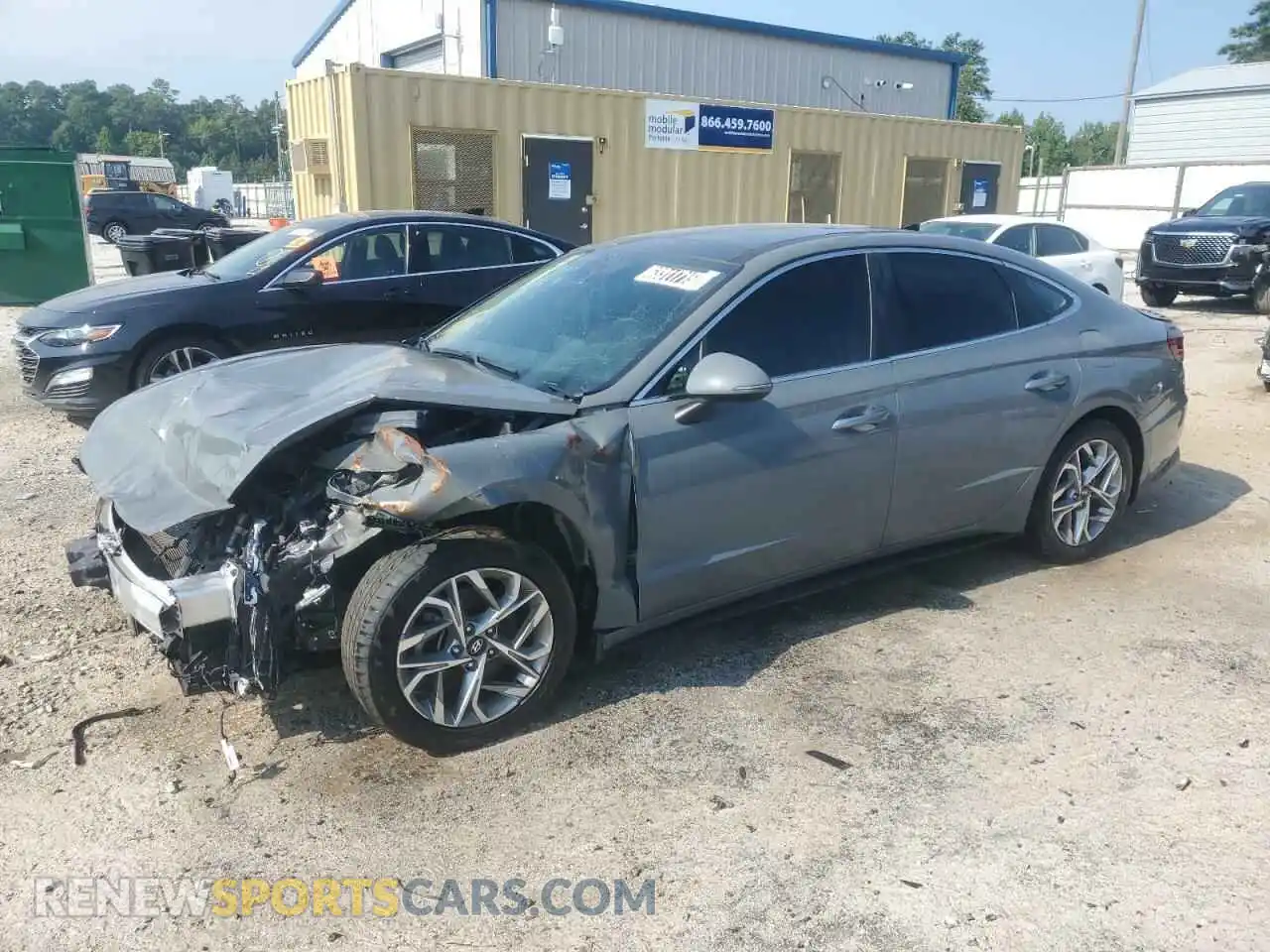 1 Photograph of a damaged car 5NPEF4JA1MH090609 HYUNDAI SONATA 2021