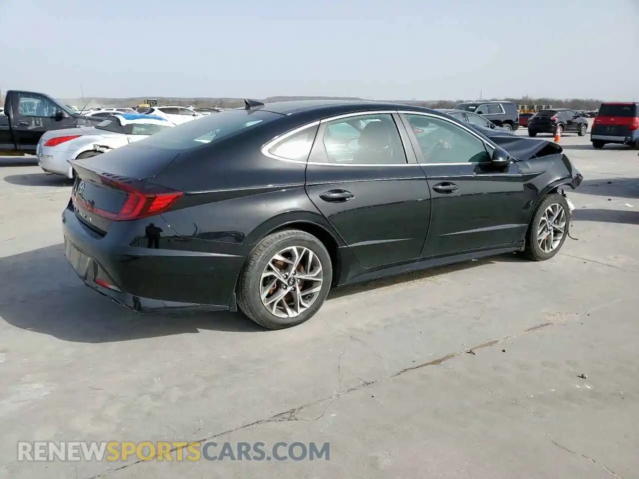 3 Photograph of a damaged car 5NPEF4JA1MH099665 HYUNDAI SONATA 2021