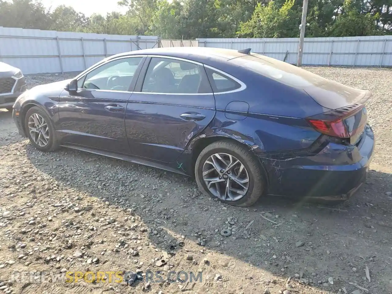 2 Photograph of a damaged car 5NPEF4JA1MH100118 HYUNDAI SONATA 2021