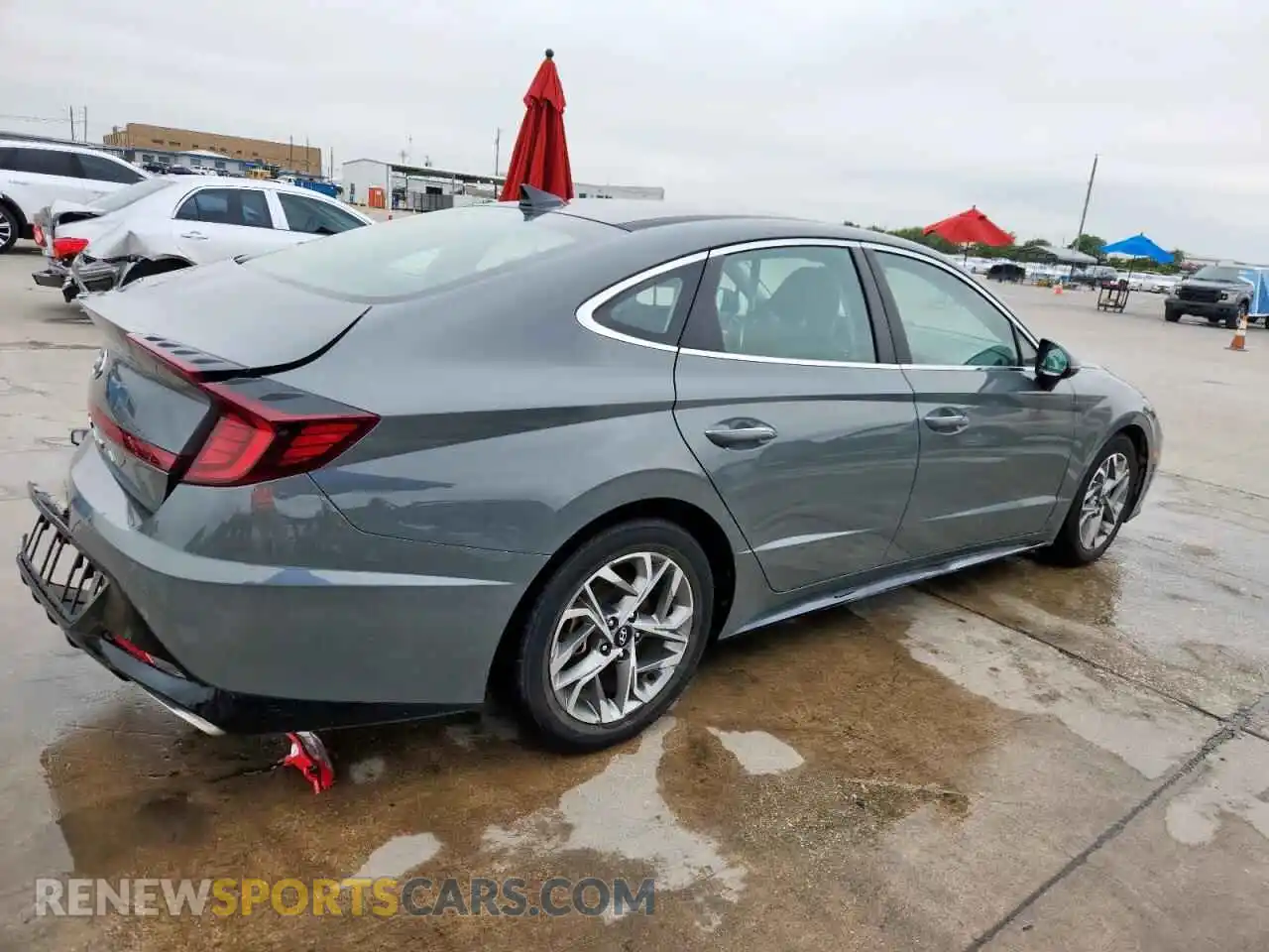 3 Photograph of a damaged car 5NPEF4JA1MH102810 HYUNDAI SONATA 2021