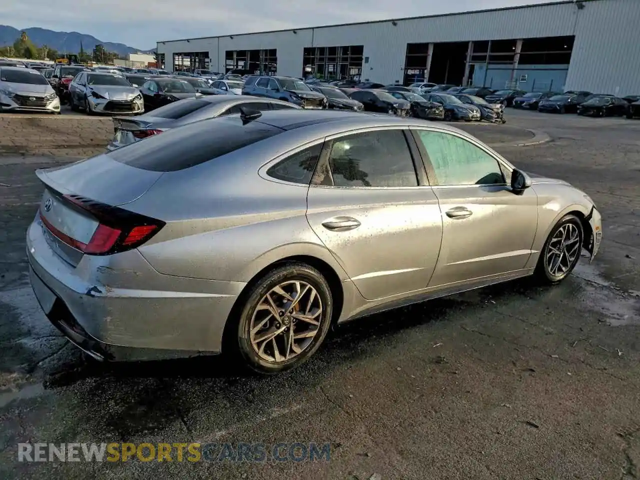3 Photograph of a damaged car 5NPEF4JA1MH106808 HYUNDAI SONATA 2021