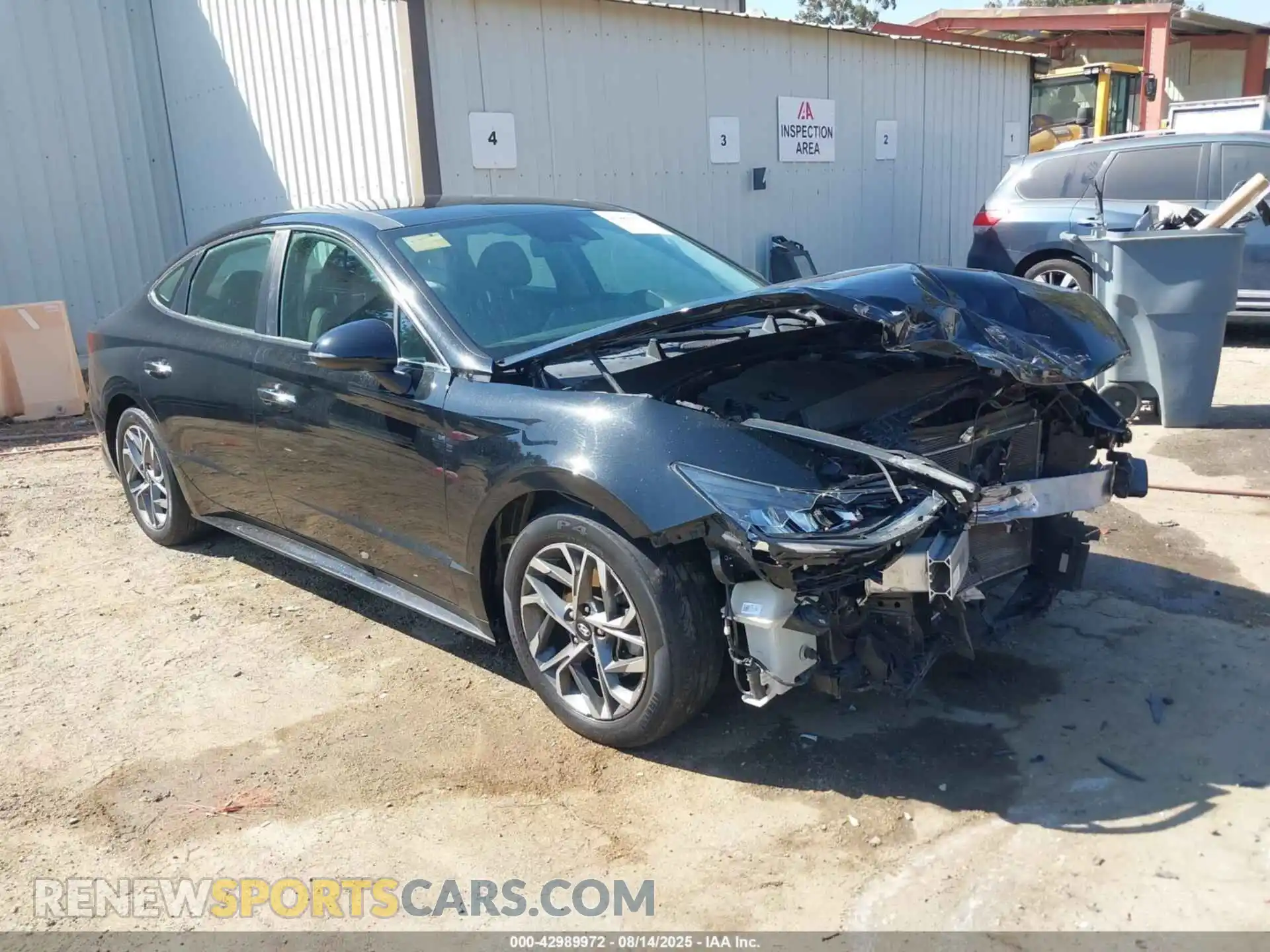 1 Photograph of a damaged car 5NPEF4JA3MH123030 HYUNDAI SONATA 2021