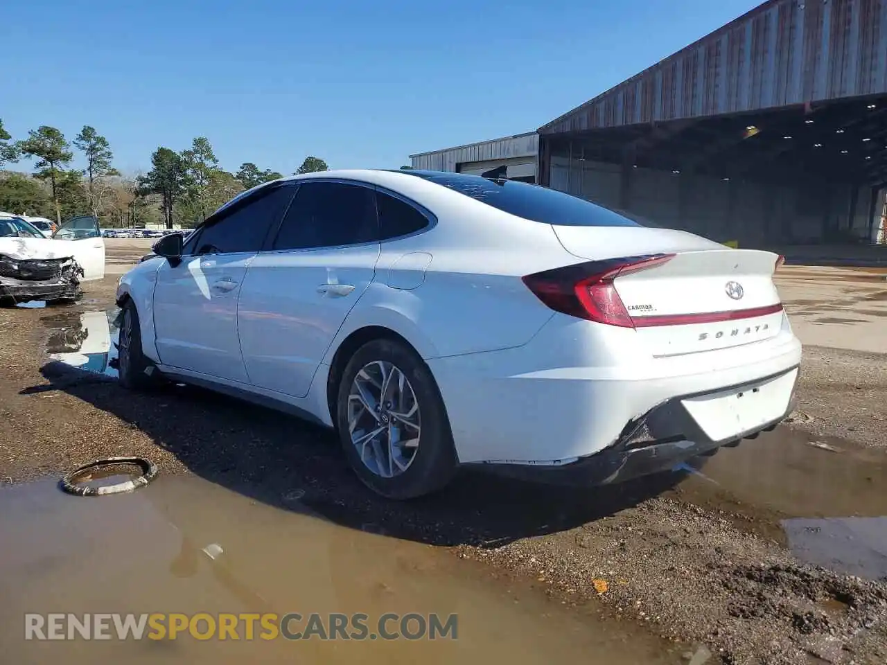 2 Photograph of a damaged car 5NPEF4JA5MH122185 HYUNDAI SONATA 2021