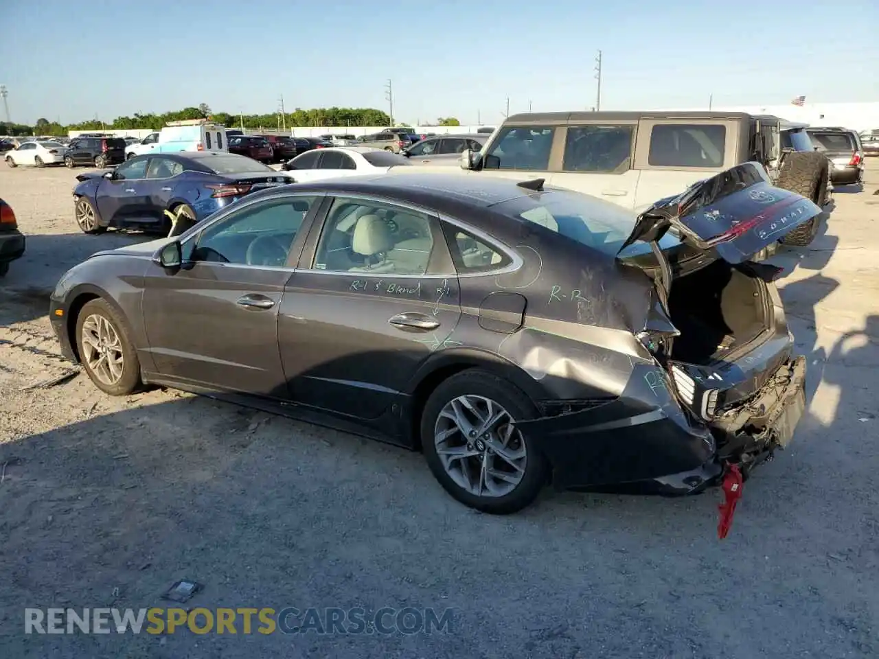 2 Photograph of a damaged car 5NPEF4JA7MH095216 HYUNDAI SONATA 2021