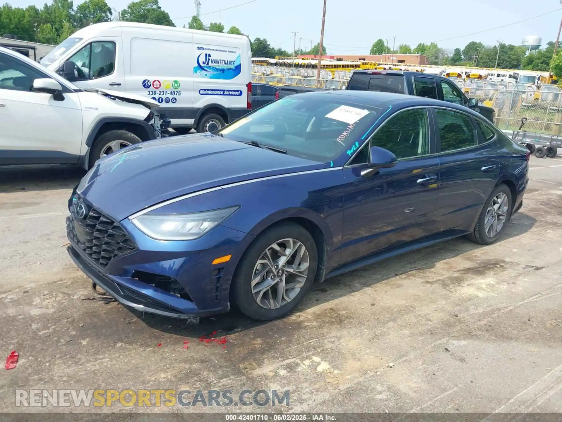 2 Photograph of a damaged car 5NPEF4JA8MH096441 HYUNDAI SONATA 2021