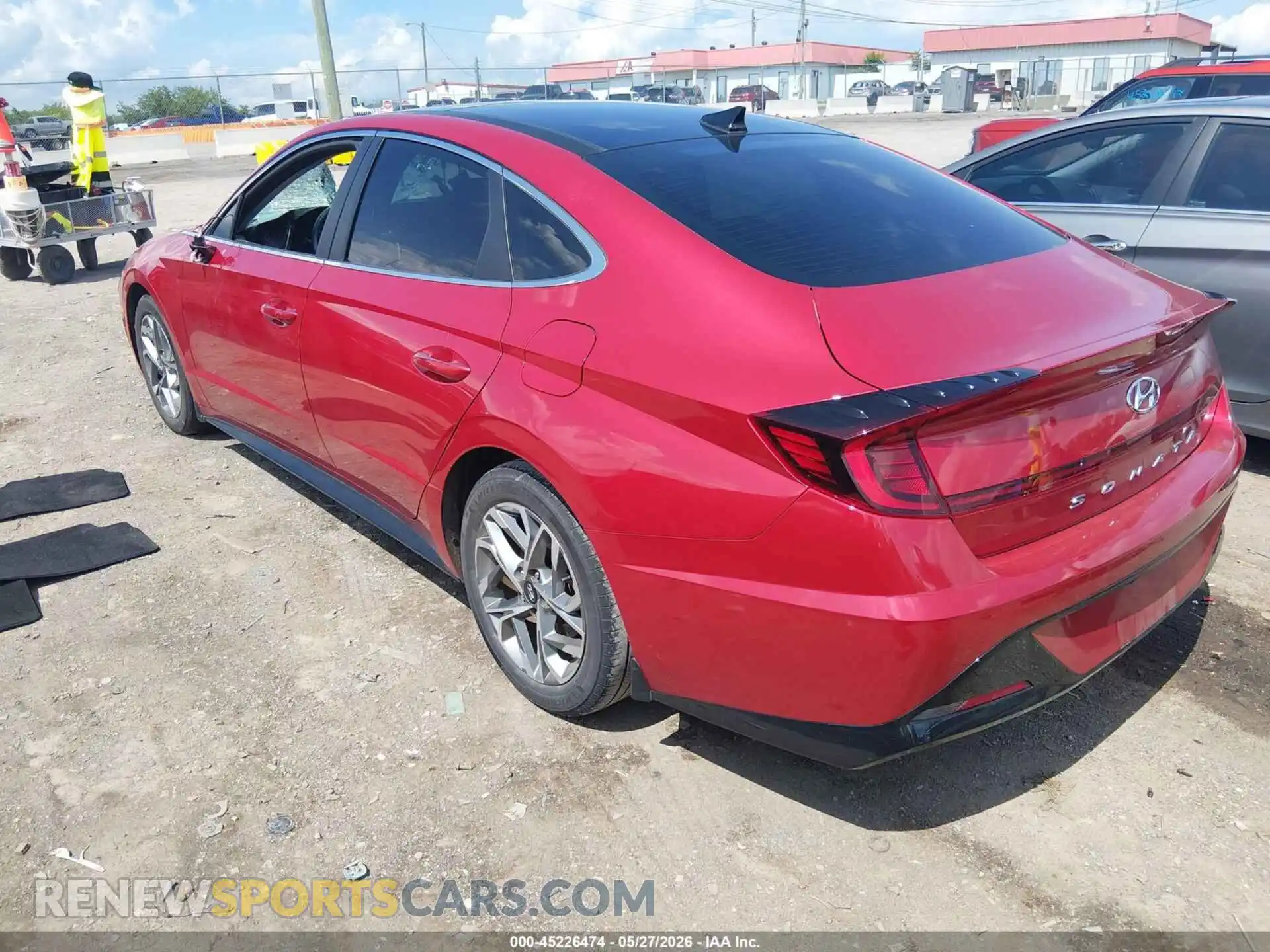3 Photograph of a damaged car 5NPEF4JA8MH118227 HYUNDAI SONATA 2021