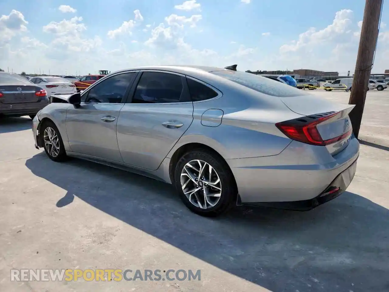 2 Photograph of a damaged car 5NPEF4JAXMH081858 HYUNDAI SONATA 2021