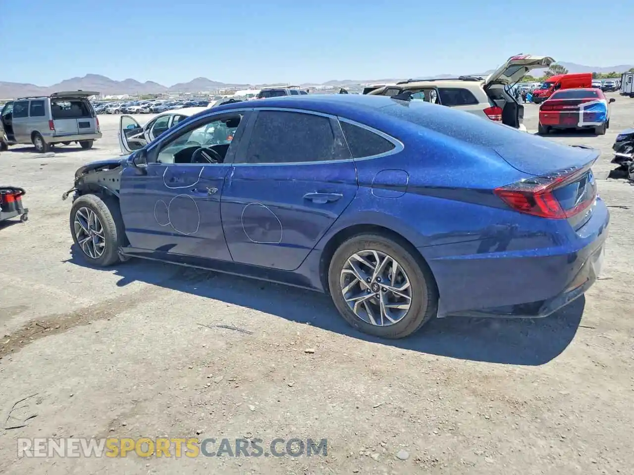 2 Photograph of a damaged car 5NPEF4JAXMH083951 HYUNDAI SONATA 2021
