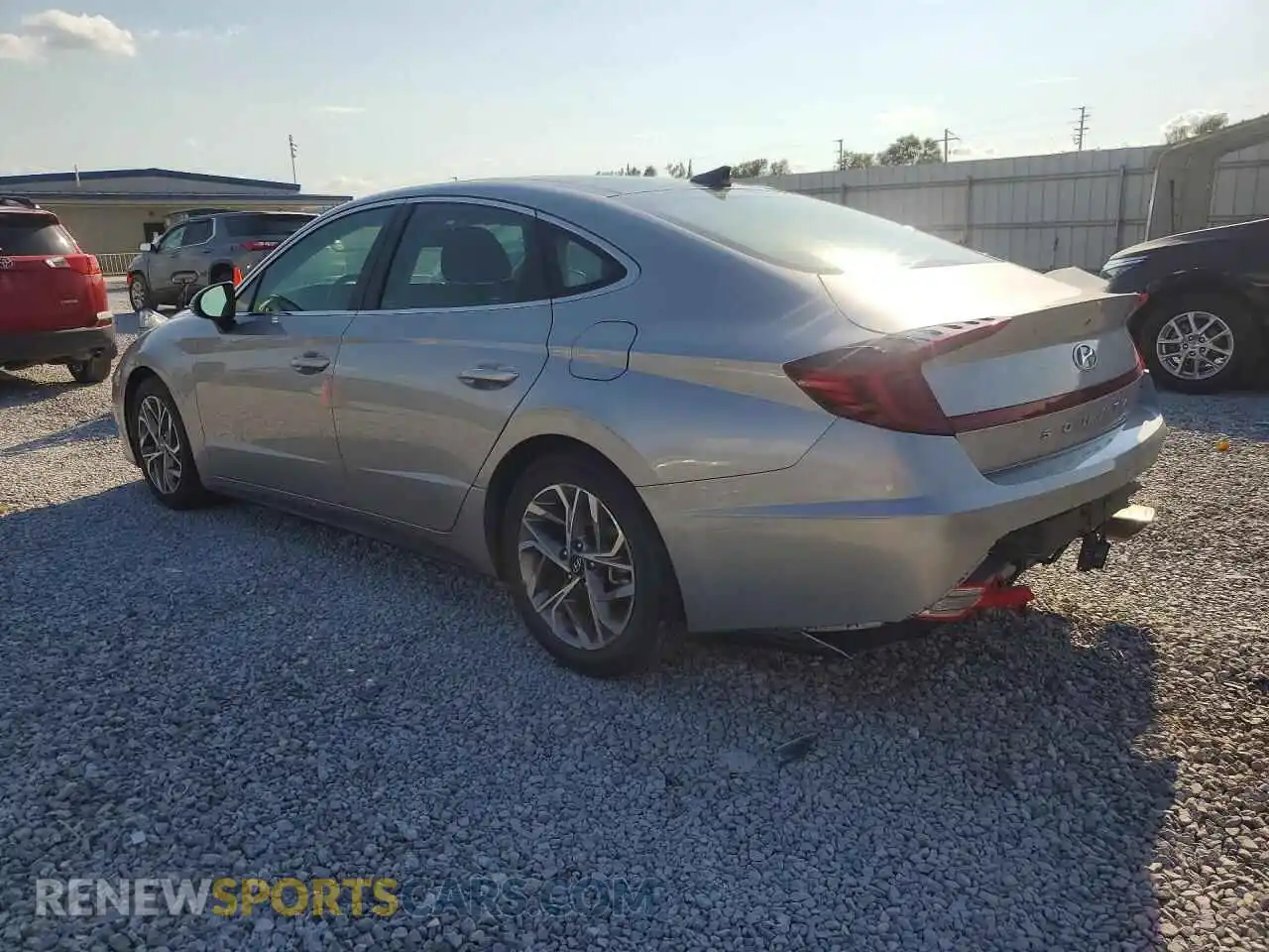 2 Photograph of a damaged car 5NPEF4JAXMH102093 HYUNDAI SONATA 2021