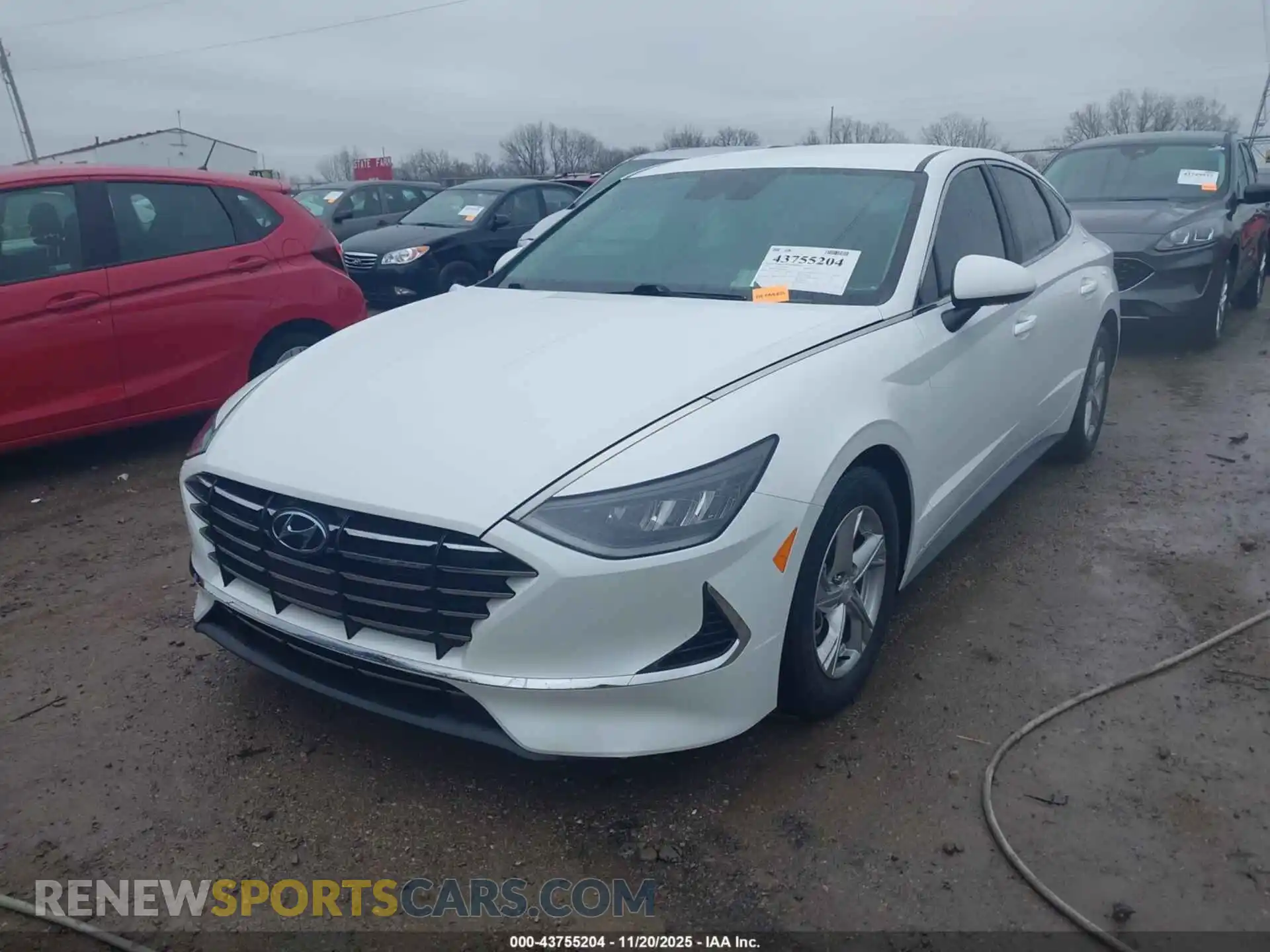 2 Photograph of a damaged car 5NPEG4JA0MH064046 HYUNDAI SONATA 2021