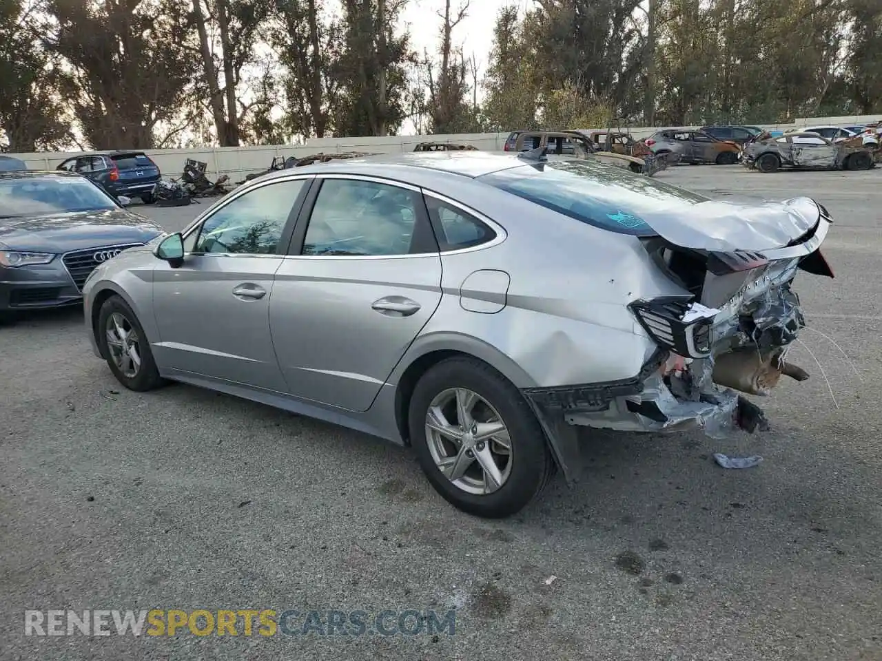 2 Photograph of a damaged car 5NPEG4JA0MH081719 HYUNDAI SONATA 2021