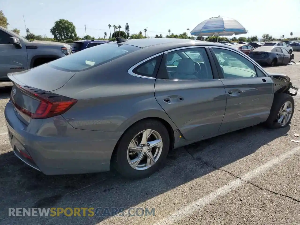 3 Photograph of a damaged car 5NPEG4JA0MH100611 HYUNDAI SONATA 2021