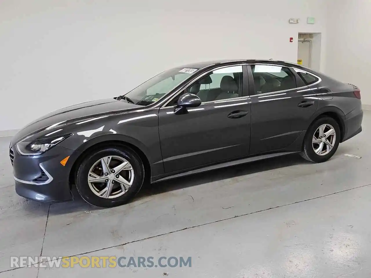 1 Photograph of a damaged car 5NPEG4JA0MH125380 HYUNDAI SONATA 2021