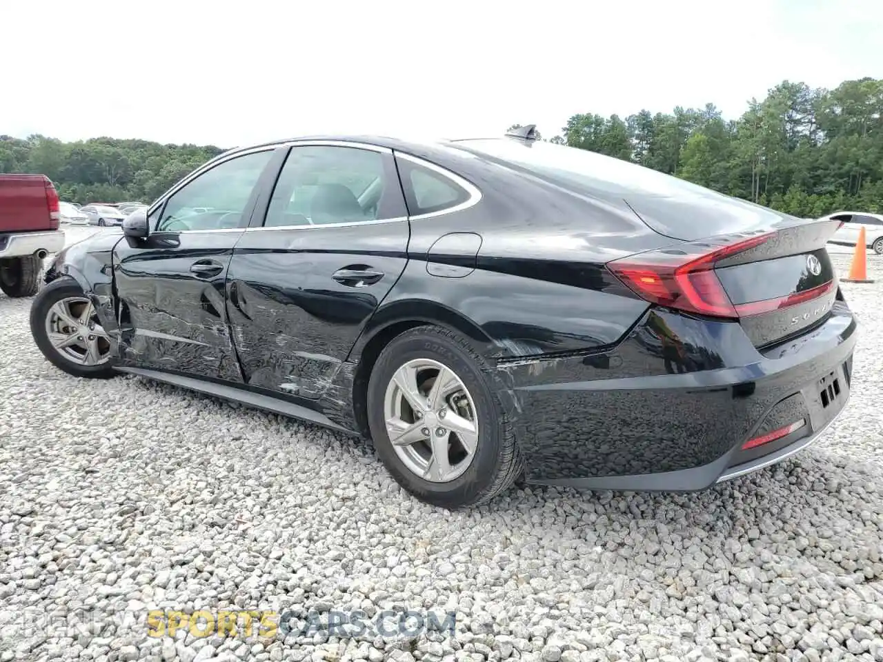 2 Photograph of a damaged car 5NPEG4JA1MH103419 HYUNDAI SONATA 2021