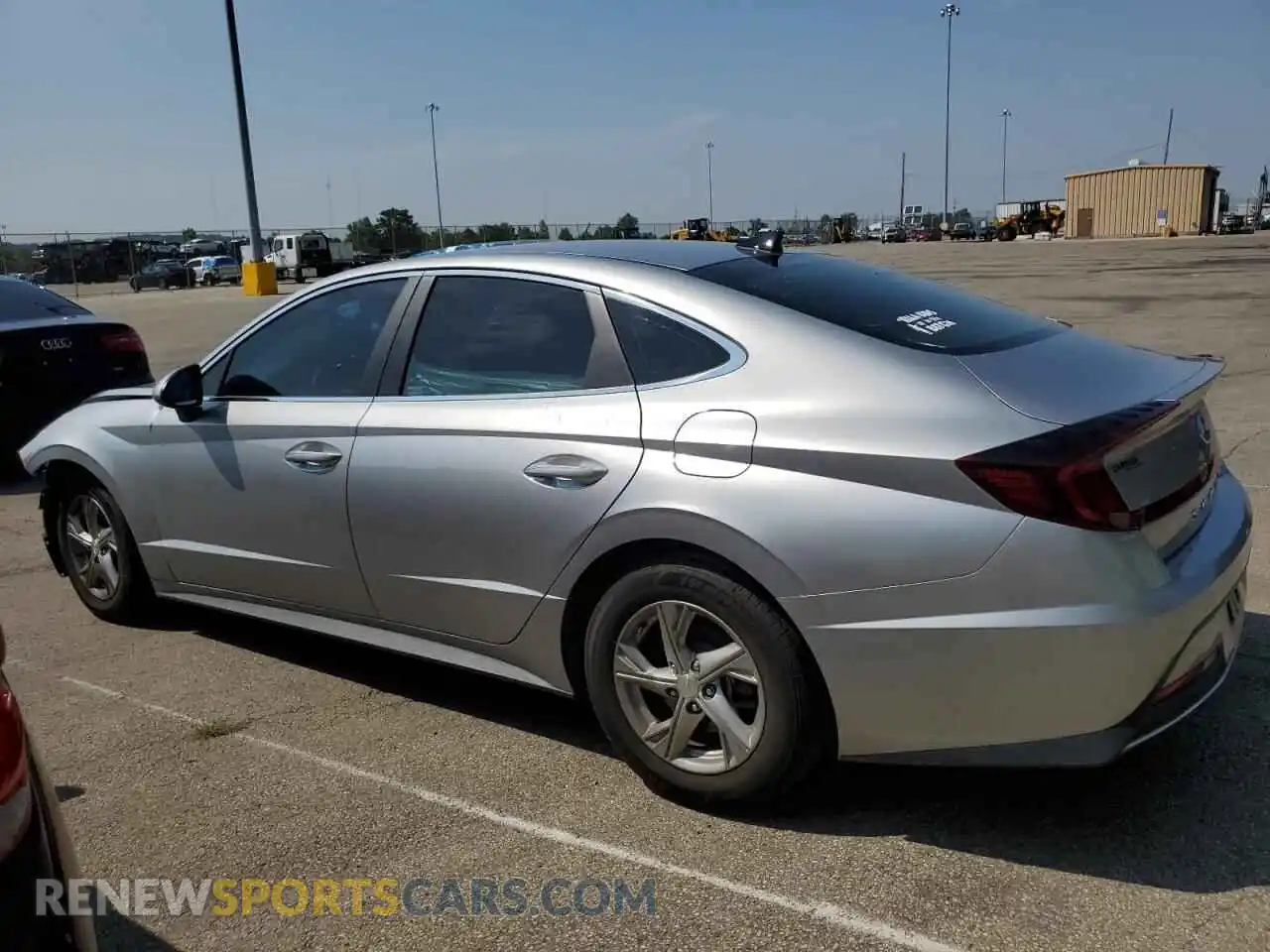 2 Photograph of a damaged car 5NPEG4JA1MH113979 HYUNDAI SONATA 2021