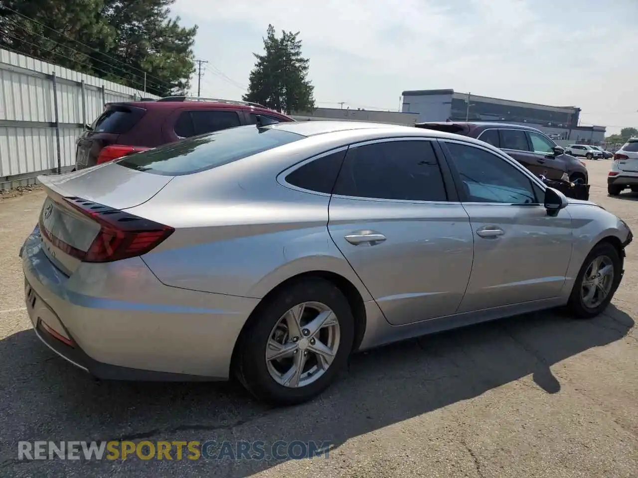 3 Photograph of a damaged car 5NPEG4JA1MH113979 HYUNDAI SONATA 2021