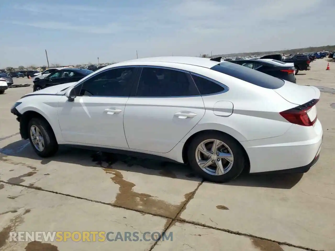 2 Photograph of a damaged car 5NPEG4JA1MH119412 HYUNDAI SONATA 2021