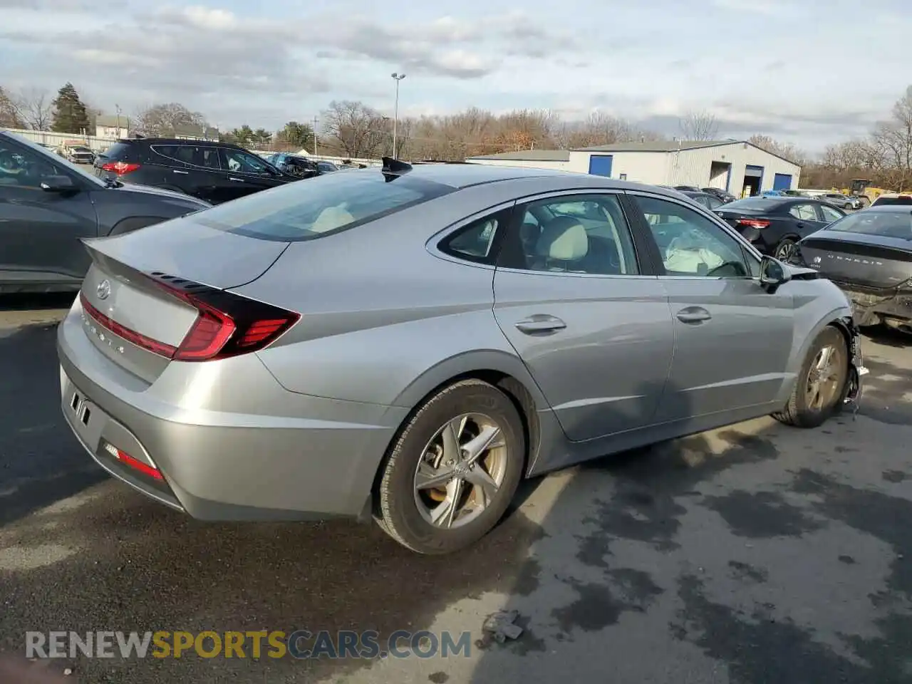 3 Photograph of a damaged car 5NPEG4JA1MH121547 HYUNDAI SONATA 2021