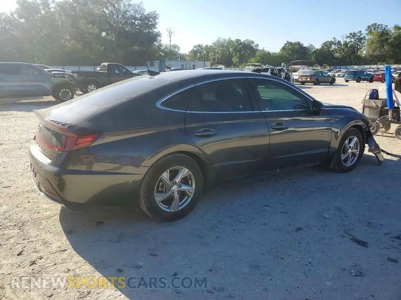 3 Photograph of a damaged car 5NPEG4JA2MH118785 HYUNDAI SONATA 2021