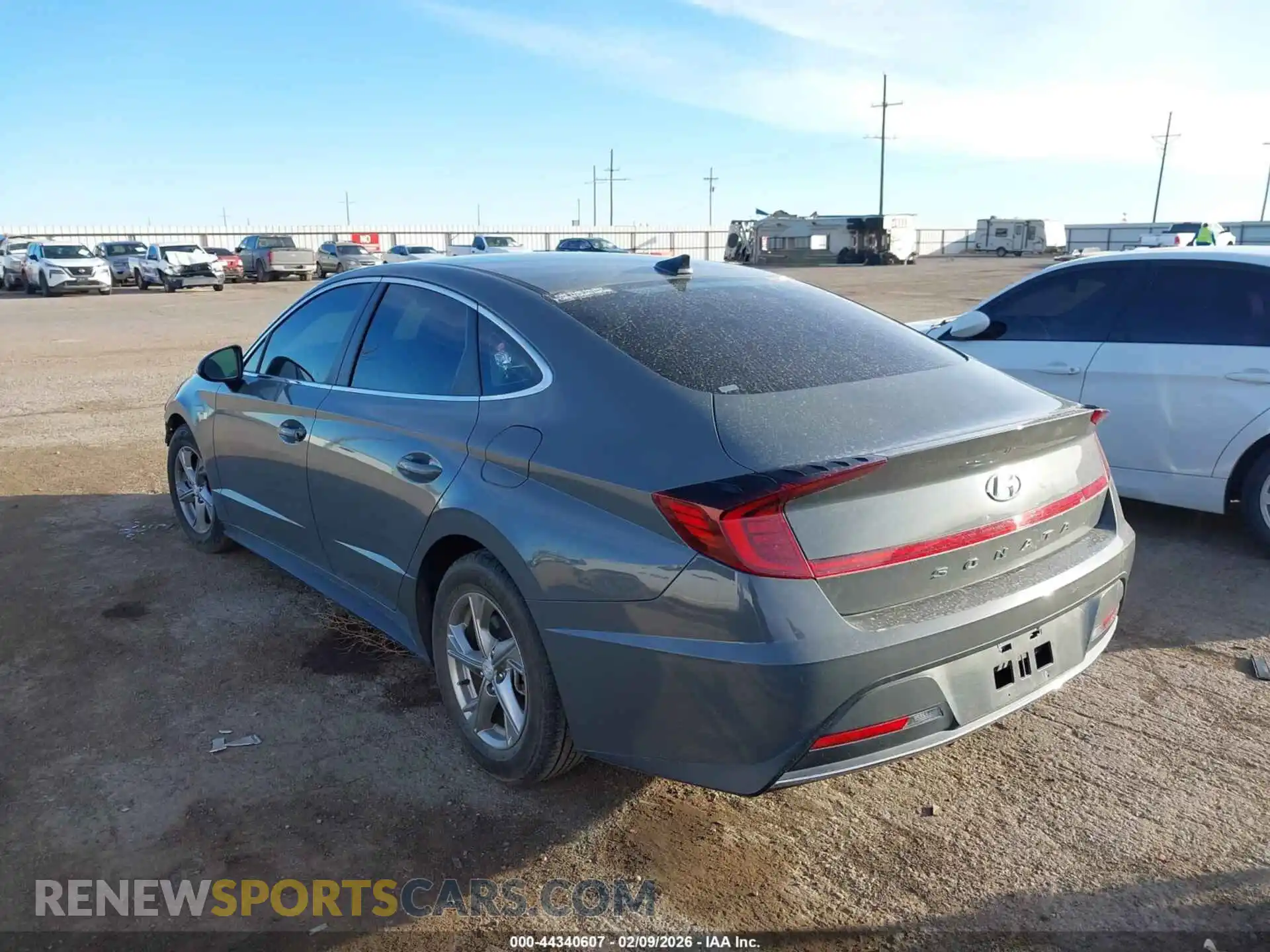 3 Photograph of a damaged car 5NPEG4JA2MH128037 HYUNDAI SONATA 2021