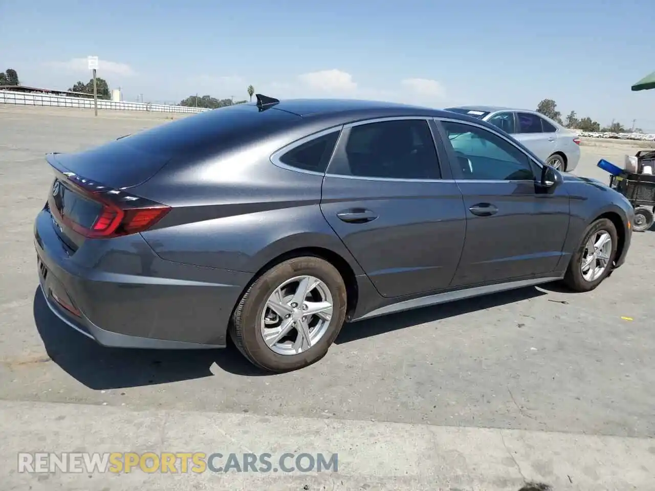3 Photograph of a damaged car 5NPEG4JA3MH073047 HYUNDAI SONATA 2021
