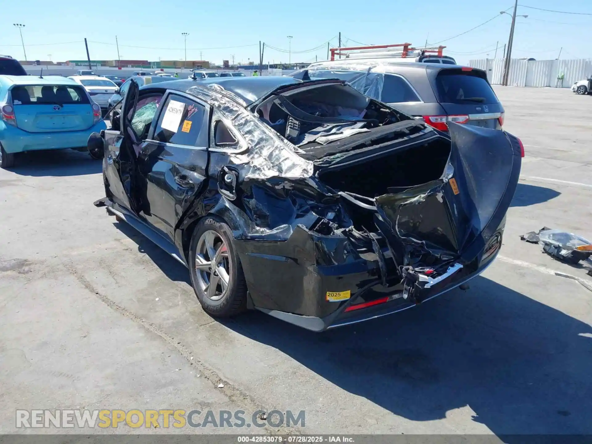 3 Photograph of a damaged car 5NPEG4JA3MH093945 HYUNDAI SONATA 2021