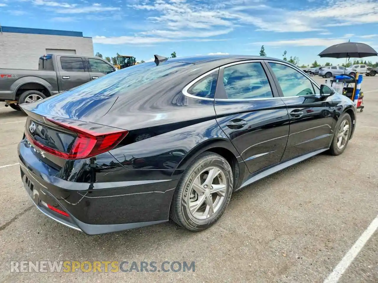 3 Фотография поврежденного автомобиля 5NPEG4JA3MH108783 HYUNDAI SONATA 2021