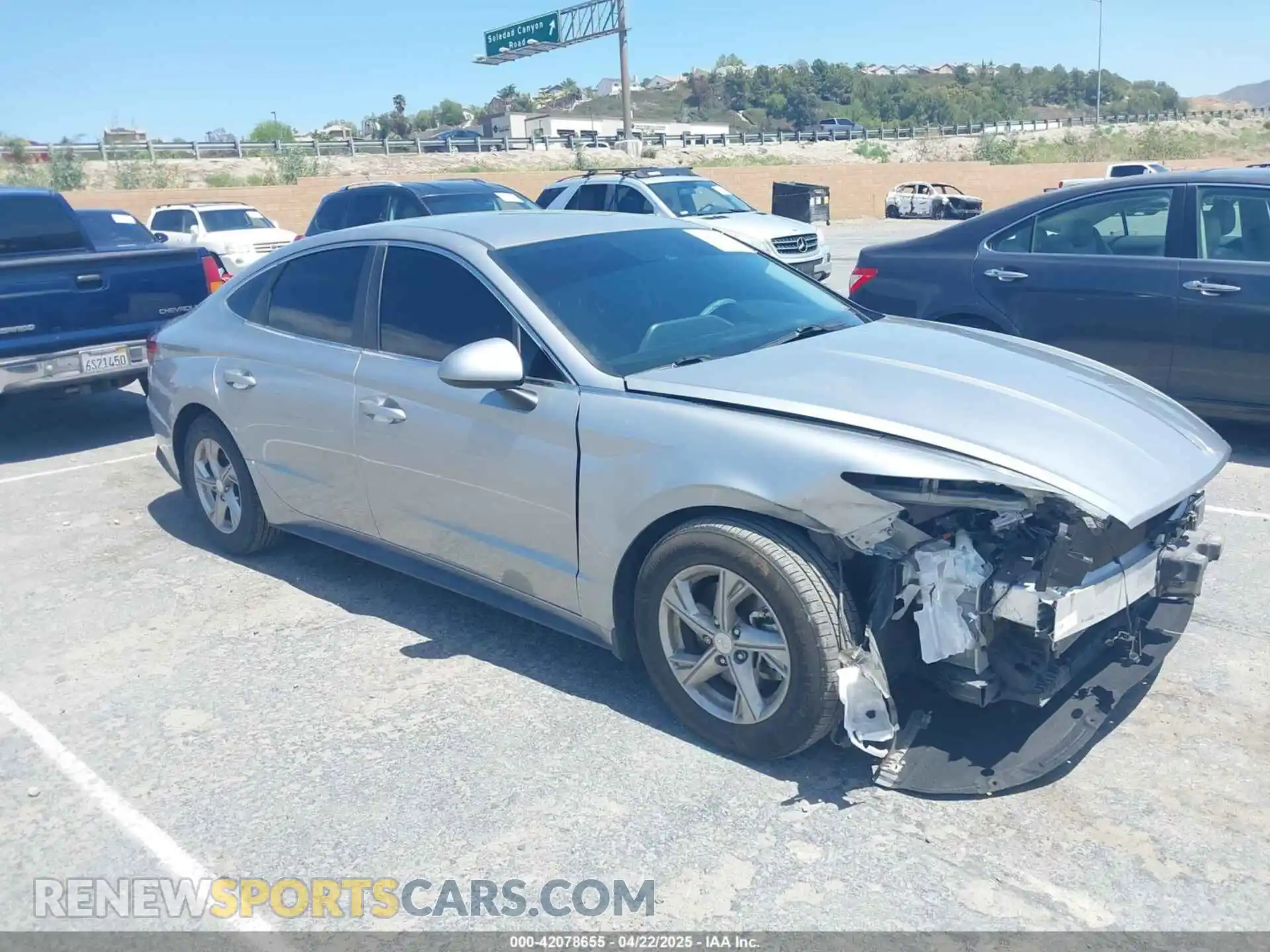 1 Photograph of a damaged car 5NPEG4JA3MH113966 HYUNDAI SONATA 2021