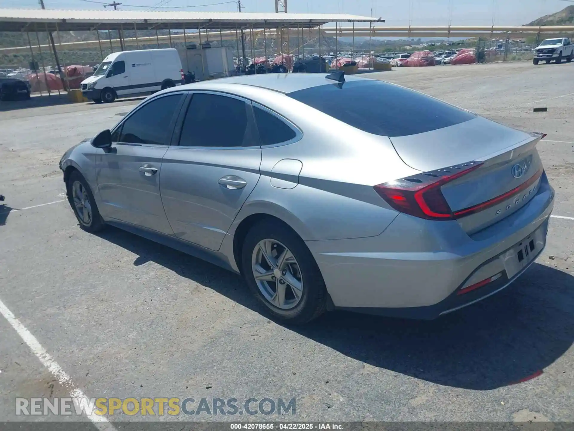 3 Photograph of a damaged car 5NPEG4JA3MH113966 HYUNDAI SONATA 2021