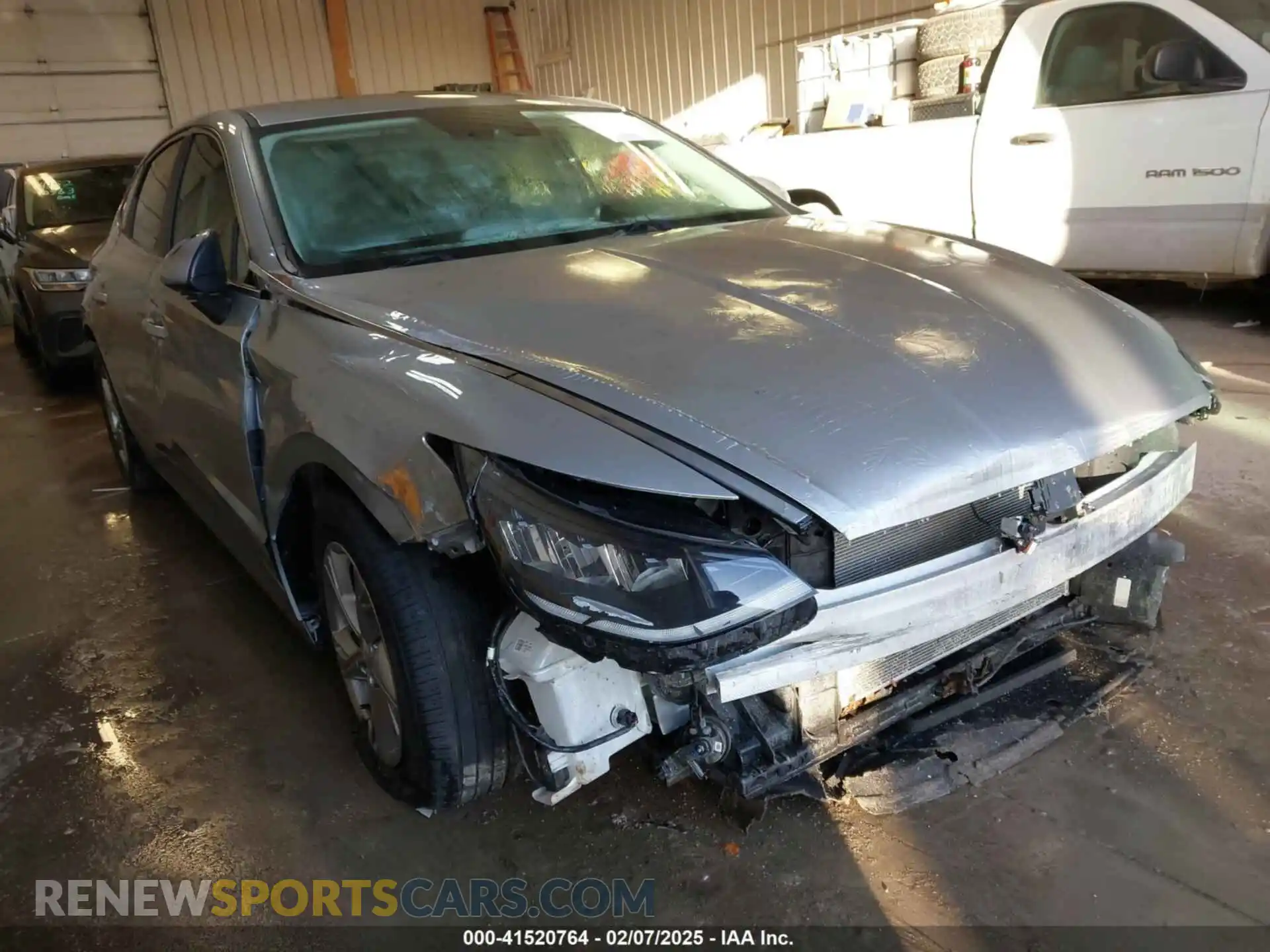 1 Photograph of a damaged car 5NPEG4JA4MH076944 HYUNDAI SONATA 2021