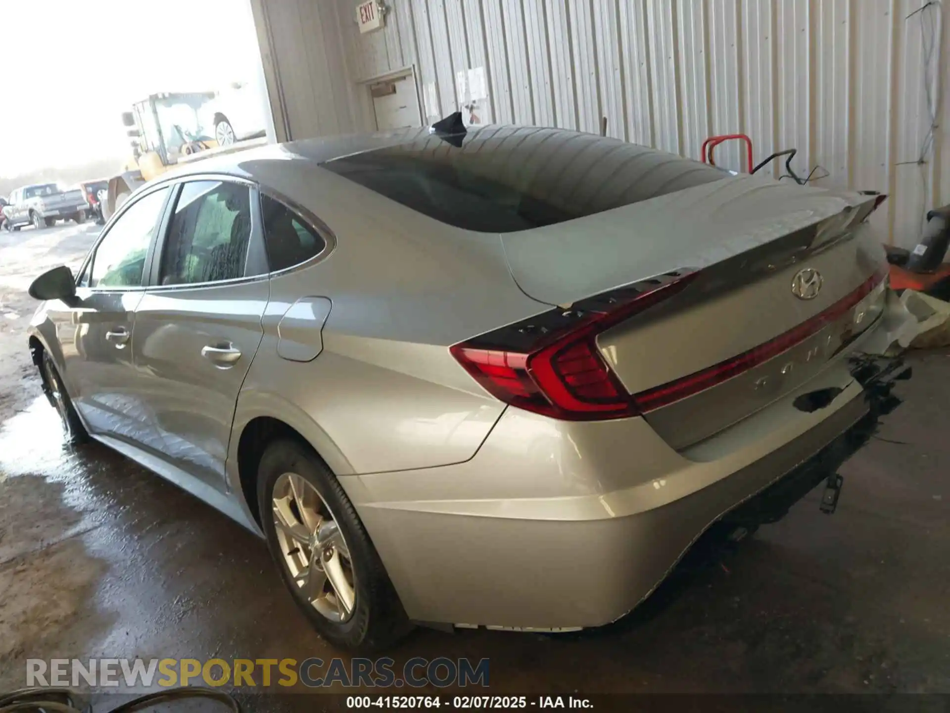 3 Photograph of a damaged car 5NPEG4JA4MH076944 HYUNDAI SONATA 2021