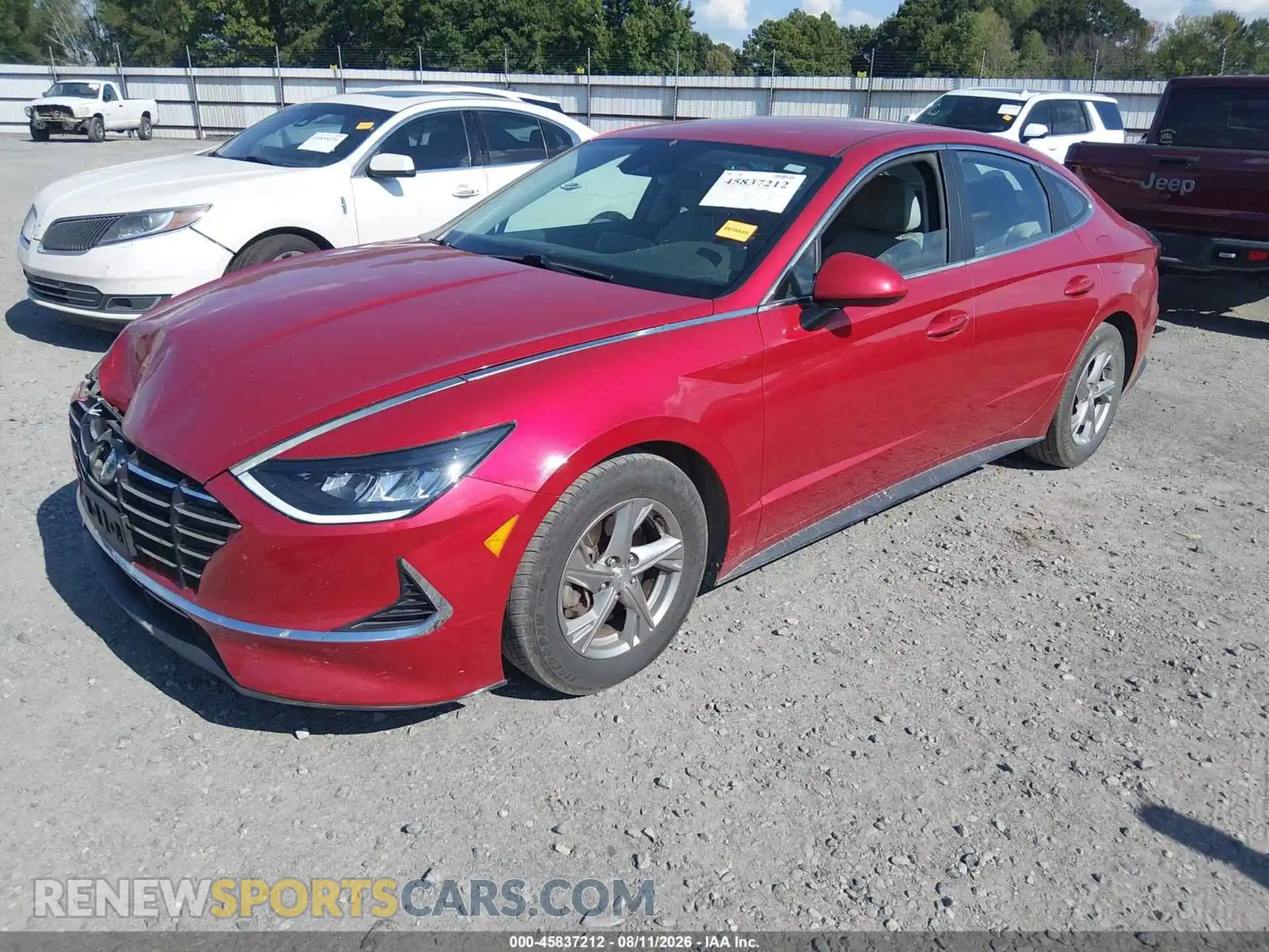 2 Photograph of a damaged car 5NPEG4JA4MH126838 HYUNDAI SONATA 2021