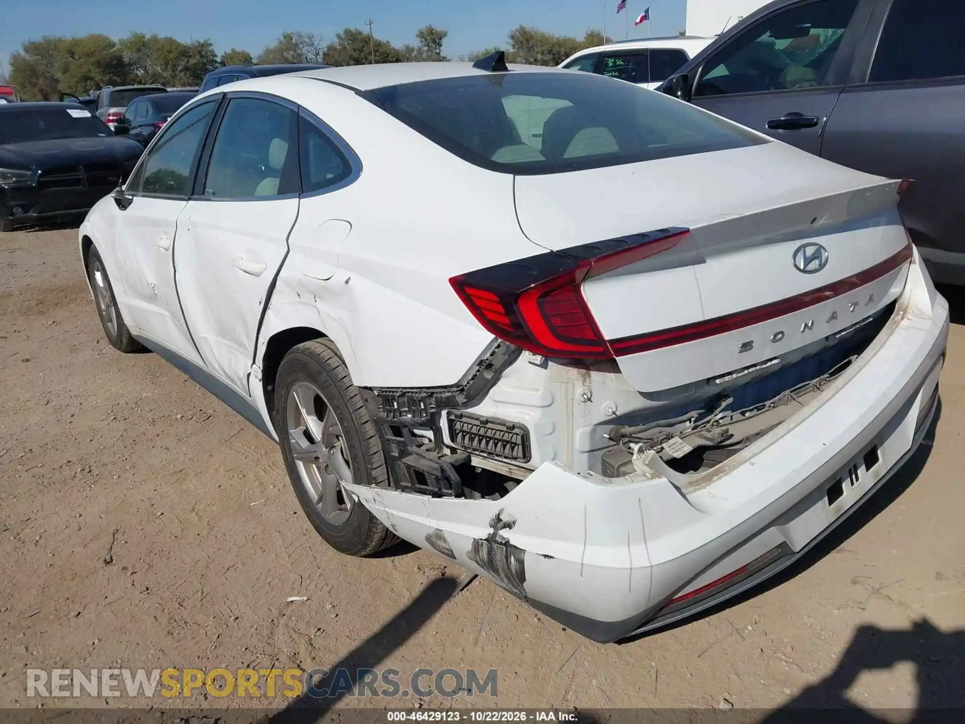 3 Photograph of a damaged car 5NPEG4JA5MH079979 HYUNDAI SONATA 2021