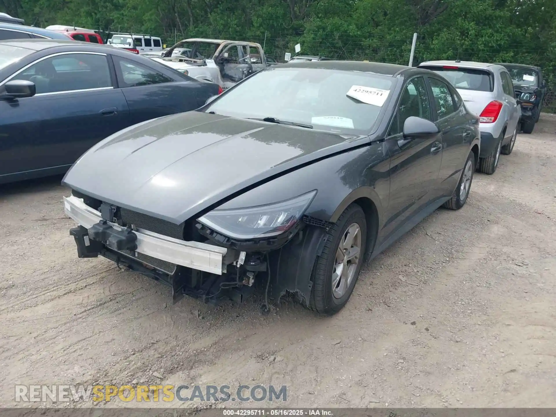 2 Photograph of a damaged car 5NPEG4JA5MH097172 HYUNDAI SONATA 2021
