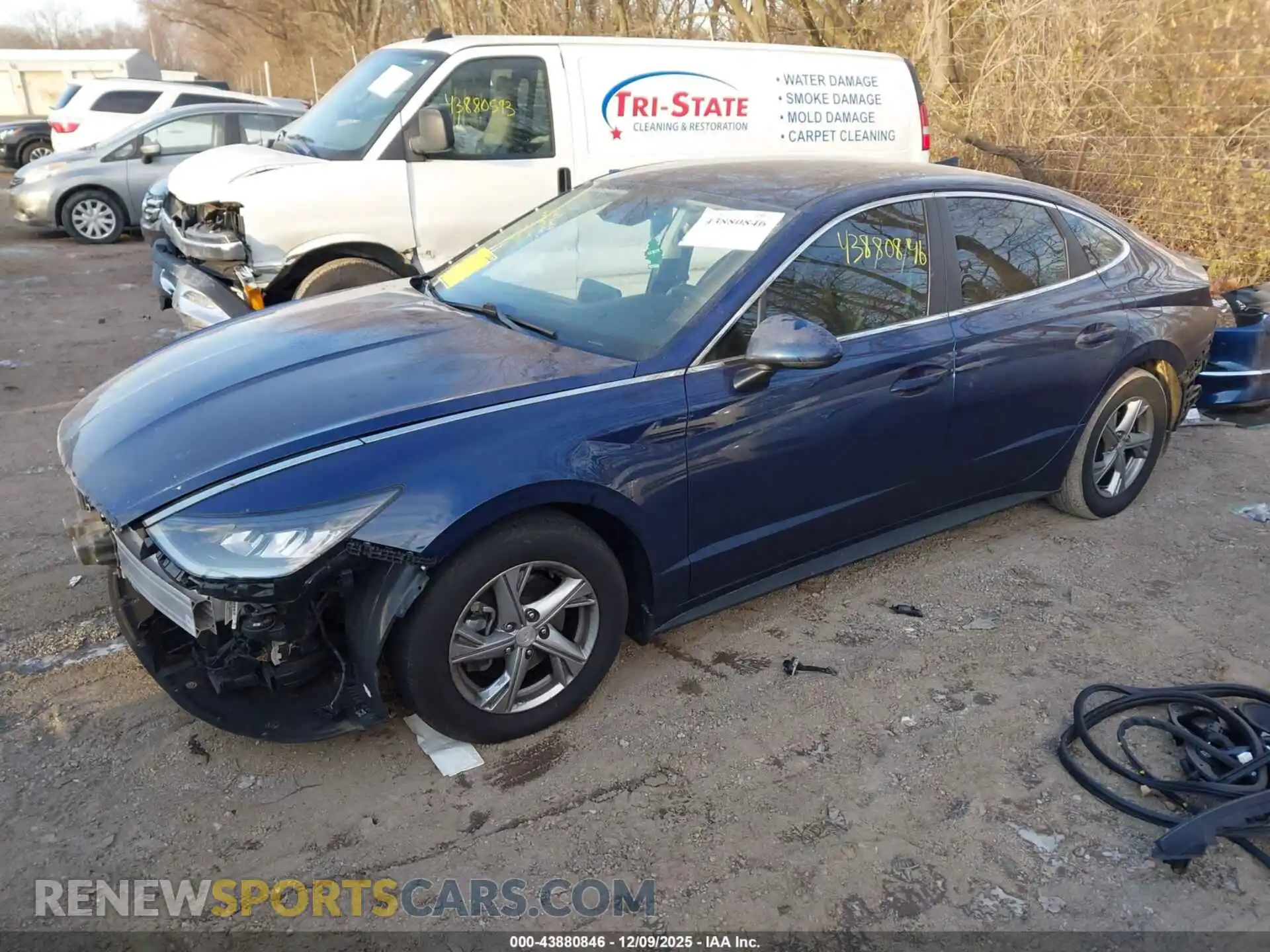 2 Photograph of a damaged car 5NPEG4JA5MH104850 HYUNDAI SONATA 2021