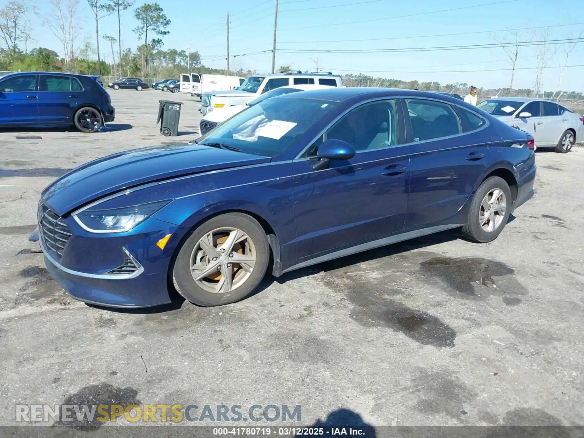 2 Photograph of a damaged car 5NPEG4JA5MH118425 HYUNDAI SONATA 2021
