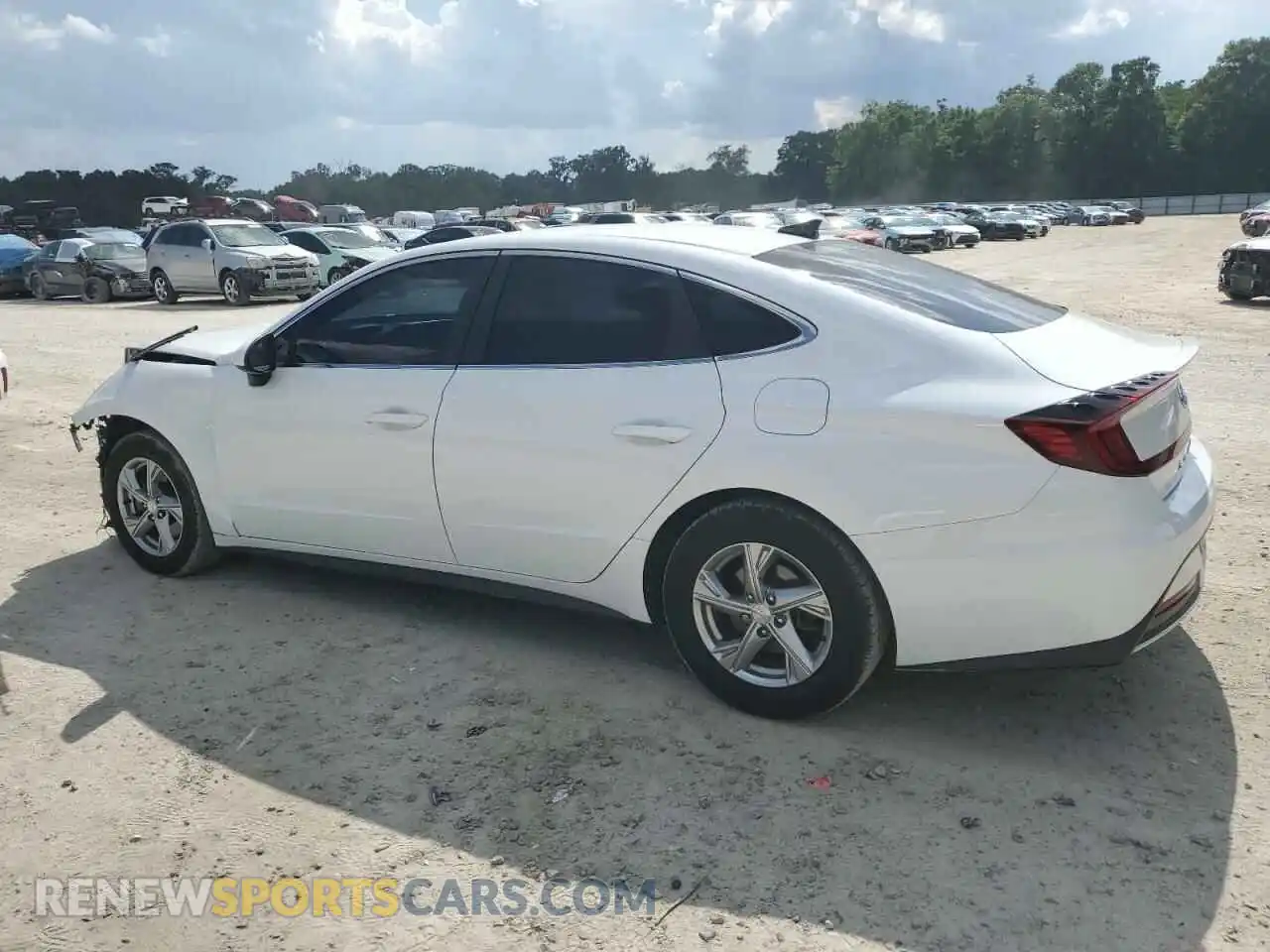 2 Photograph of a damaged car 5NPEG4JA6MH071566 HYUNDAI SONATA 2021