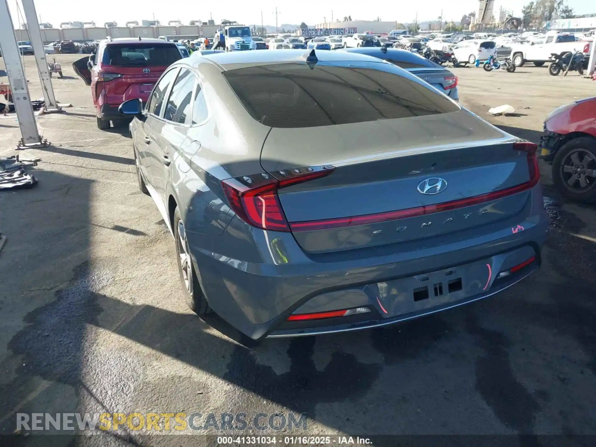 3 Photograph of a damaged car 5NPEG4JA6MH095186 HYUNDAI SONATA 2021
