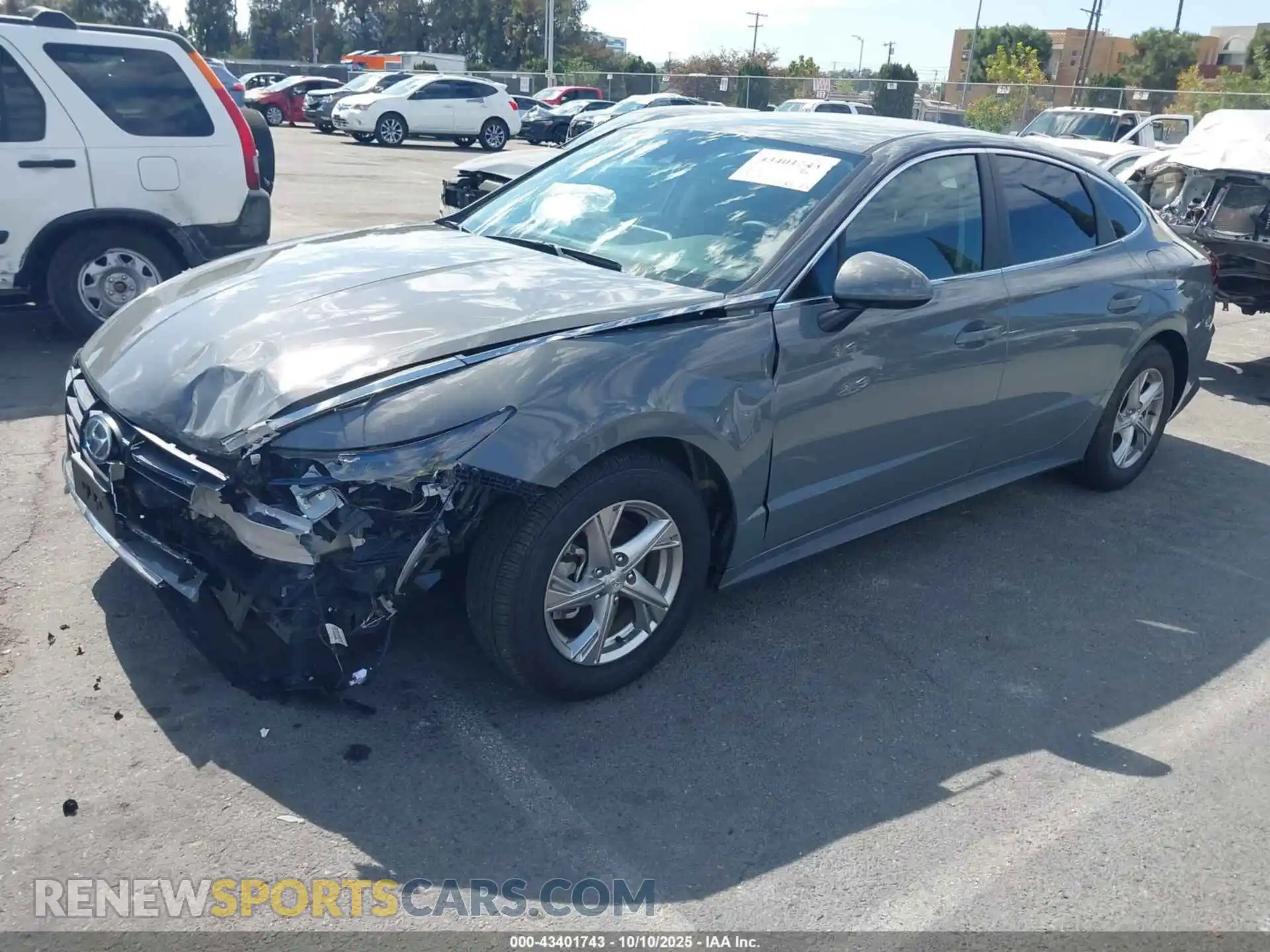 2 Photograph of a damaged car 5NPEG4JA6MH120216 HYUNDAI SONATA 2021
