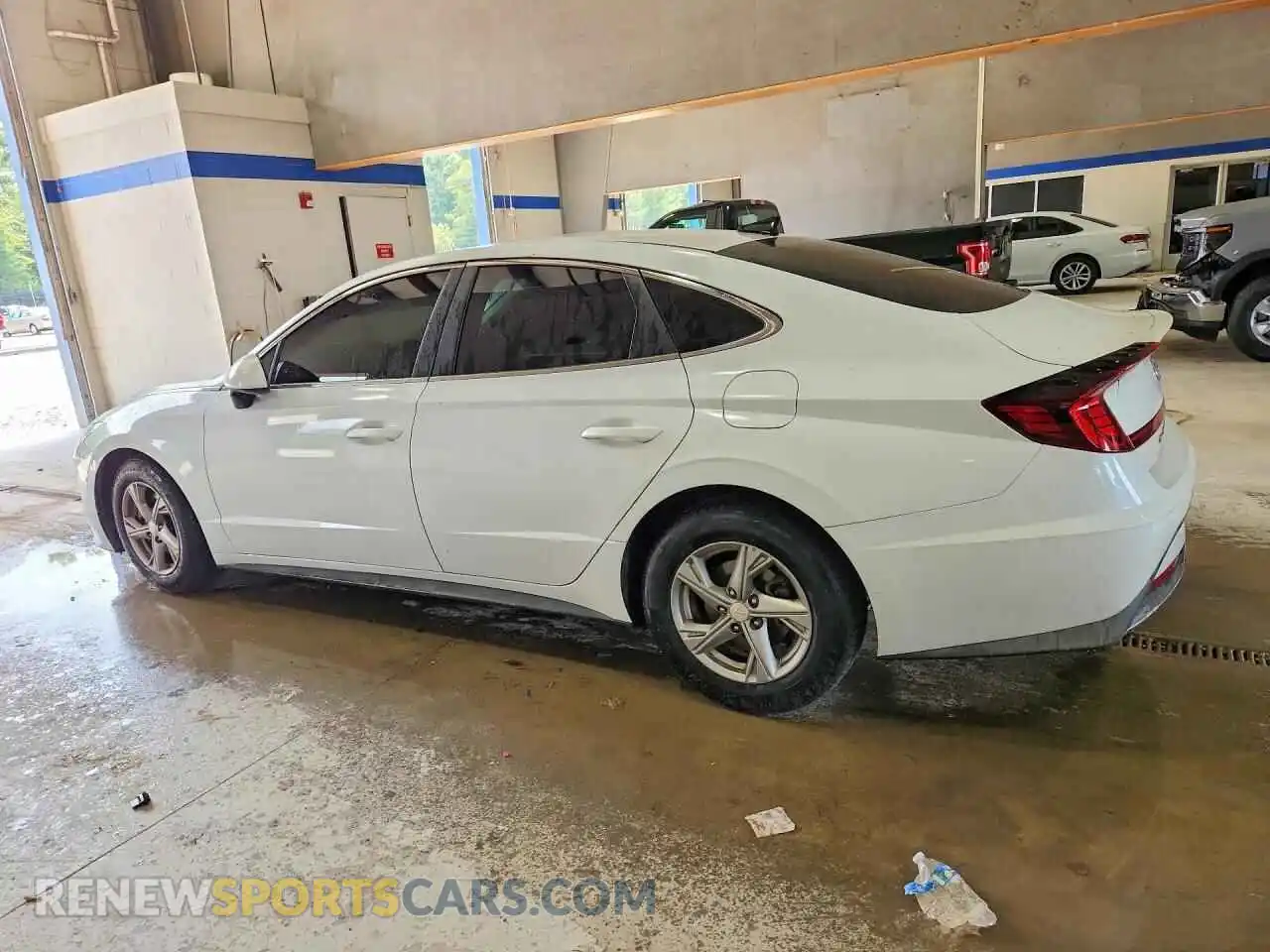 2 Photograph of a damaged car 5NPEG4JA8MH078339 HYUNDAI SONATA 2021