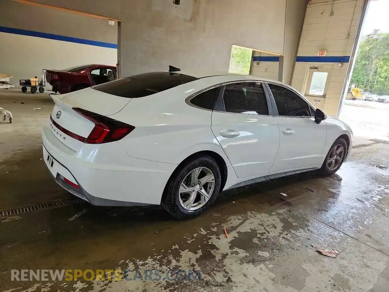 3 Photograph of a damaged car 5NPEG4JA8MH078339 HYUNDAI SONATA 2021