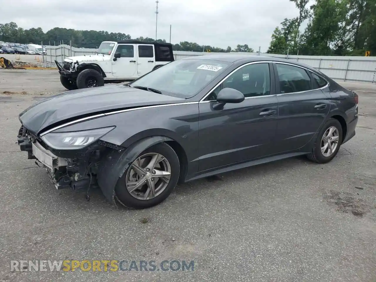 1 Photograph of a damaged car 5NPEG4JA8MH126504 HYUNDAI SONATA 2021