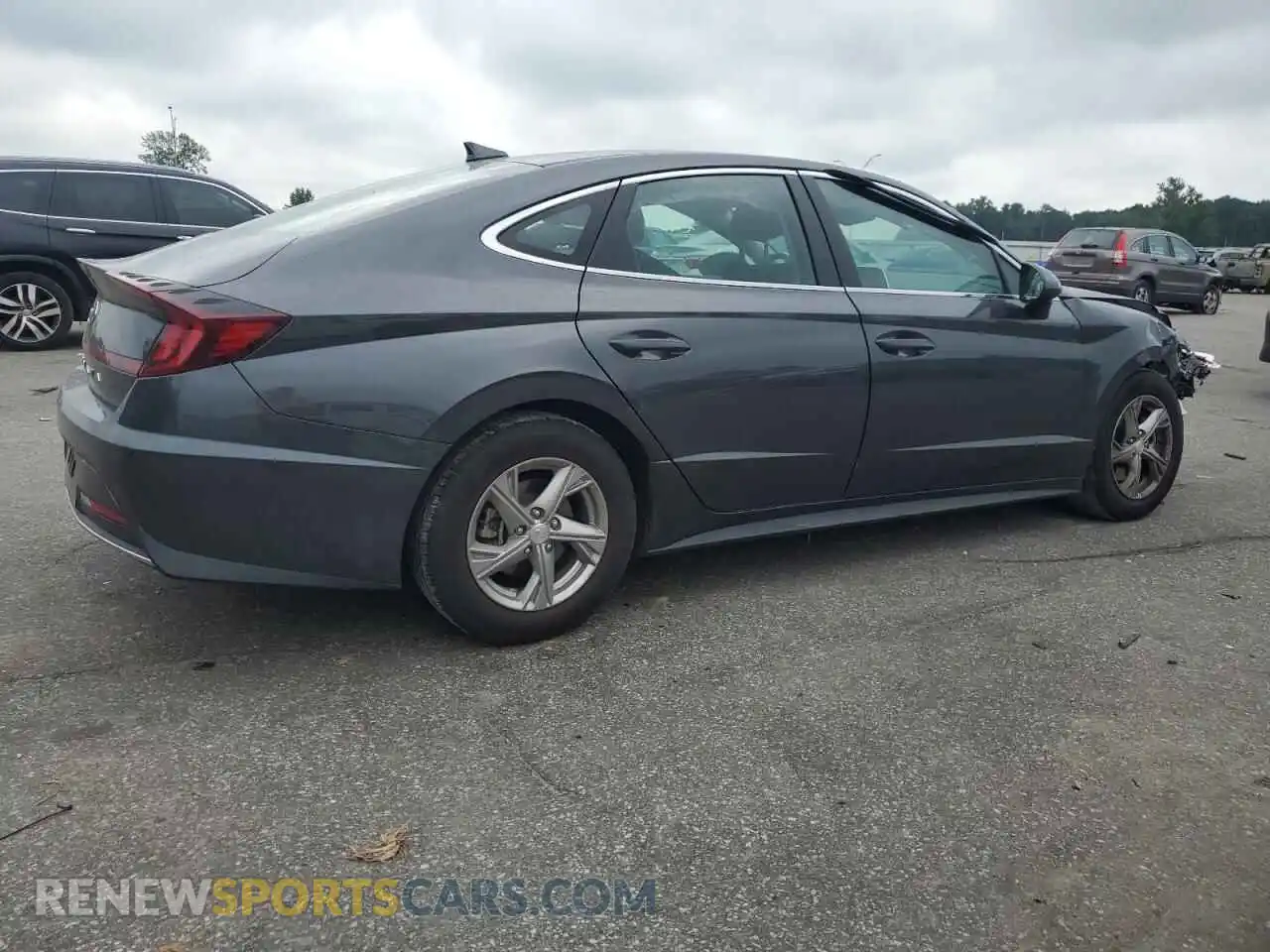 3 Photograph of a damaged car 5NPEG4JA8MH126504 HYUNDAI SONATA 2021