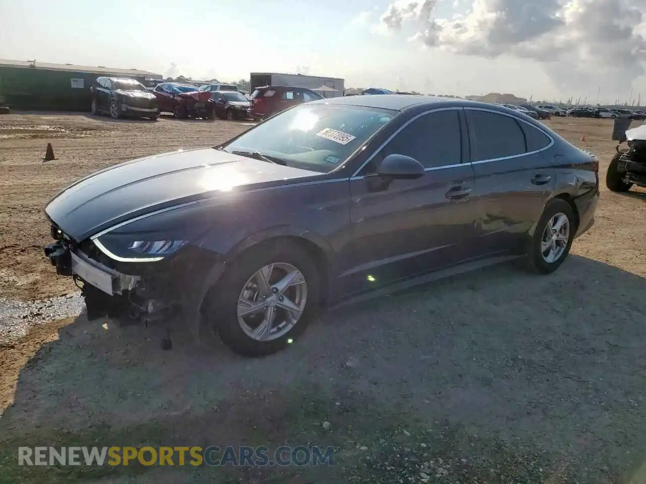 1 Photograph of a damaged car 5NPEG4JA8MH127992 HYUNDAI SONATA 2021