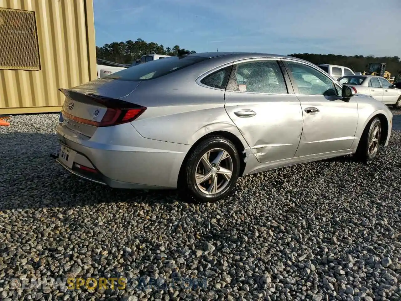 3 Photograph of a damaged car 5NPEG4JA8MH129953 HYUNDAI SONATA 2021