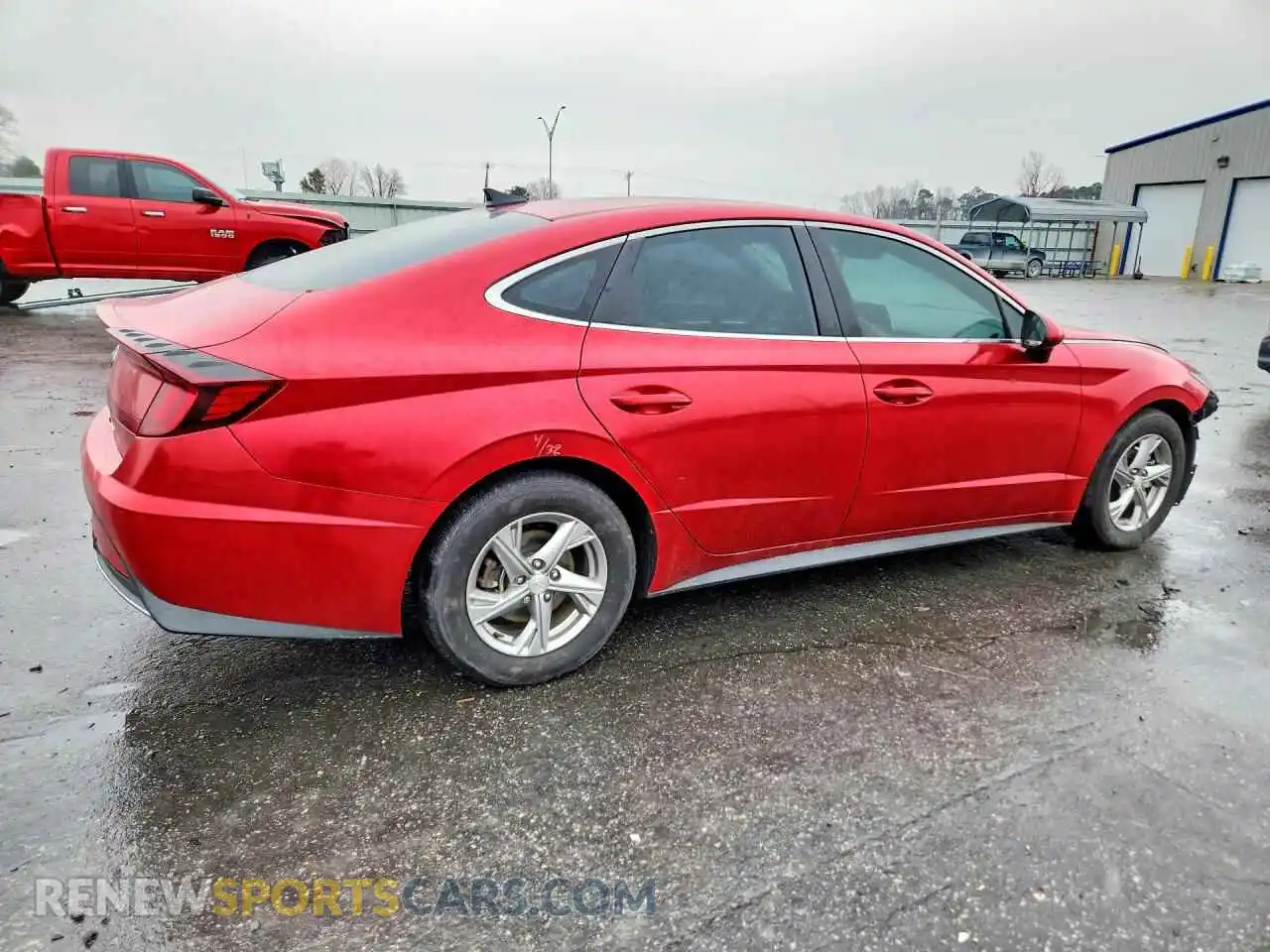 3 Photograph of a damaged car 5NPEG4JA8MH130892 HYUNDAI SONATA 2021