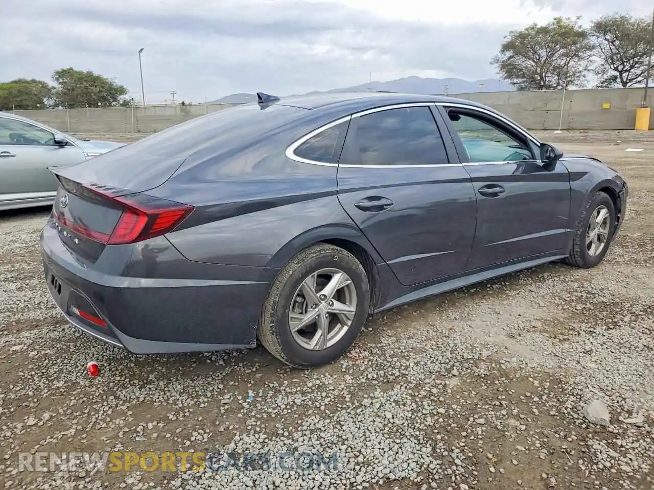 3 Photograph of a damaged car 5NPEG4JA9MH070492 HYUNDAI SONATA 2021