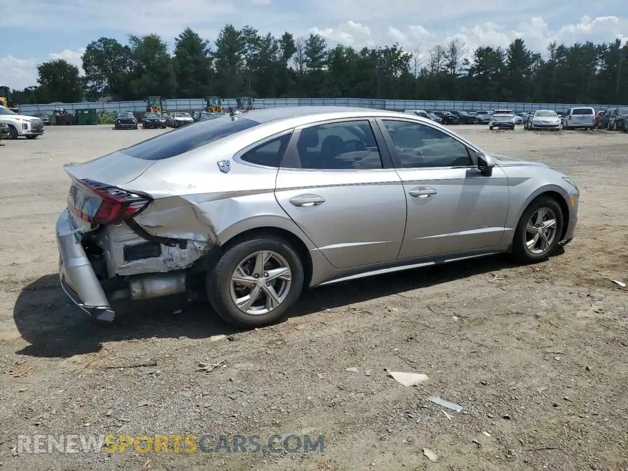 3 Photograph of a damaged car 5NPEG4JAXMH109266 HYUNDAI SONATA 2021