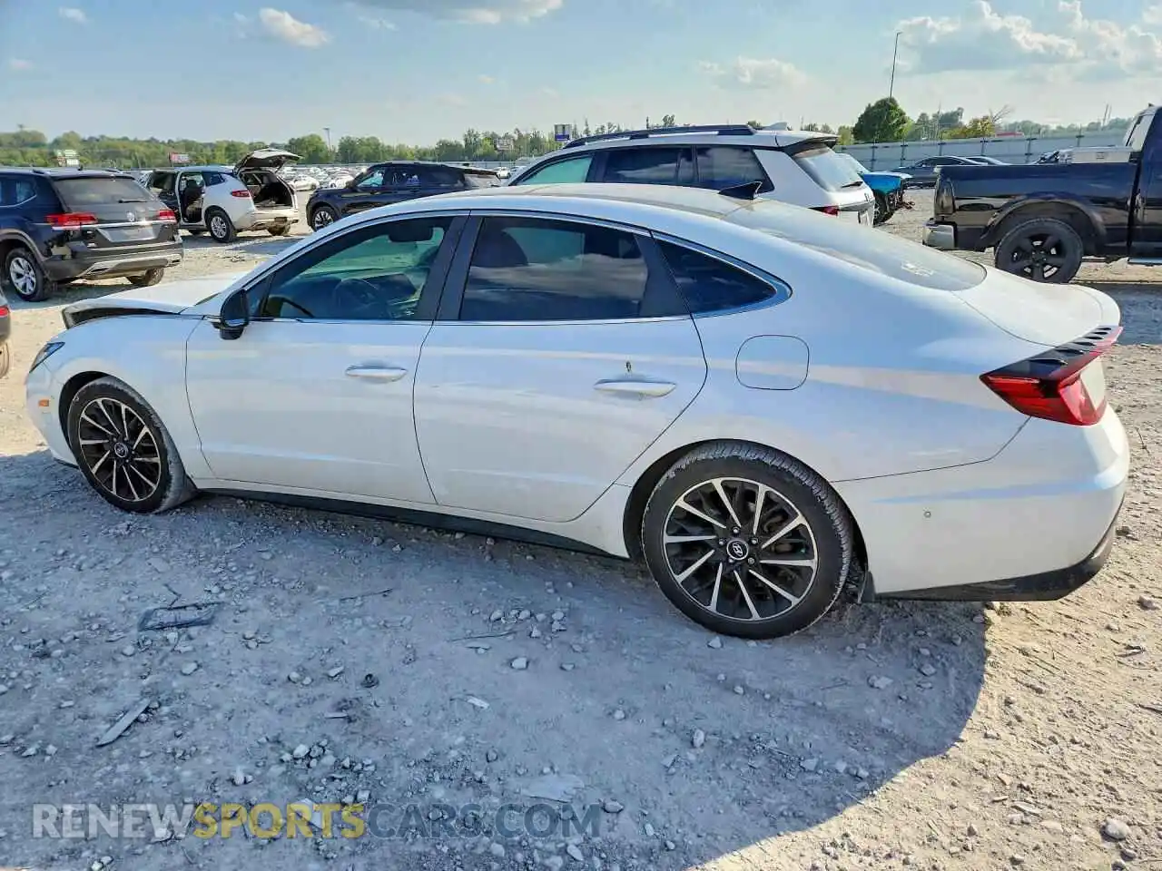 2 Photograph of a damaged car 5NPEH4J24MH100911 HYUNDAI SONATA 2021