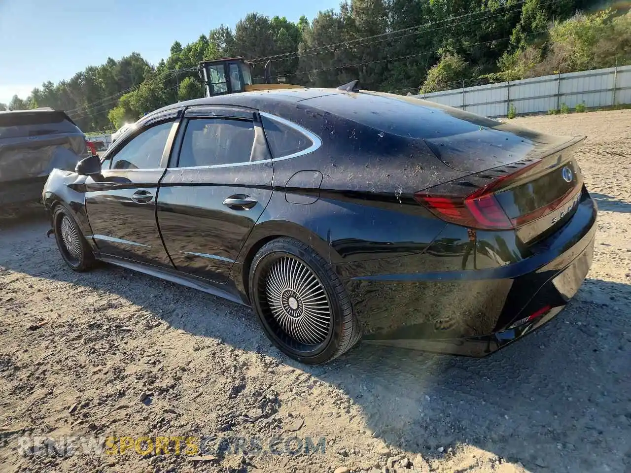 2 Photograph of a damaged car 5NPEH4J25MH109746 HYUNDAI SONATA 2021